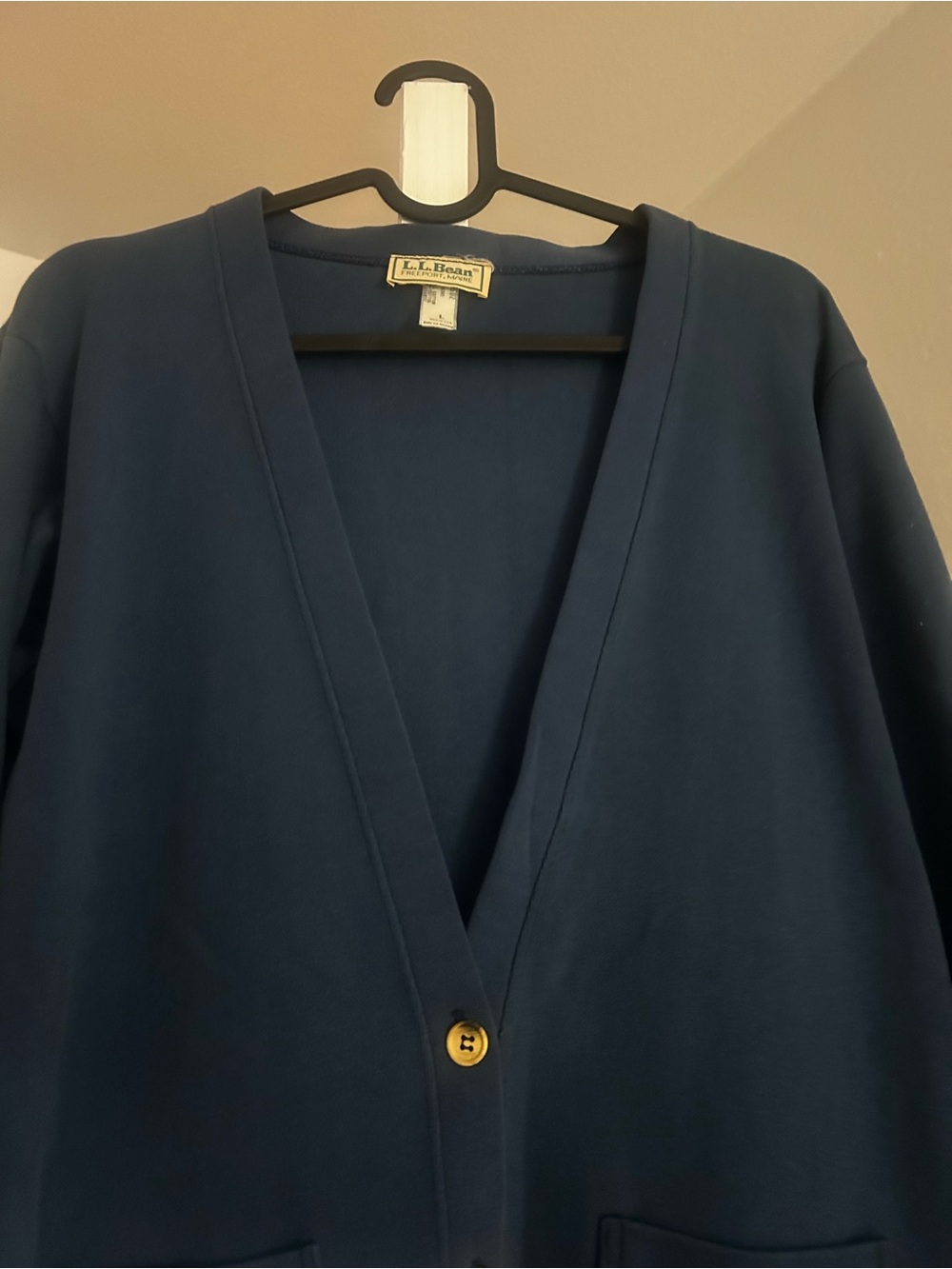 Vintage L.L Bean Navy V-Neck Button Front Women's Cardigan Sweater - Picture 4 of 7